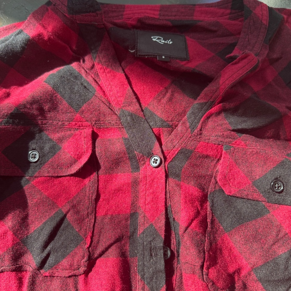 Rails Red And Black Pullover With Raw Hemline Siz… - image 2